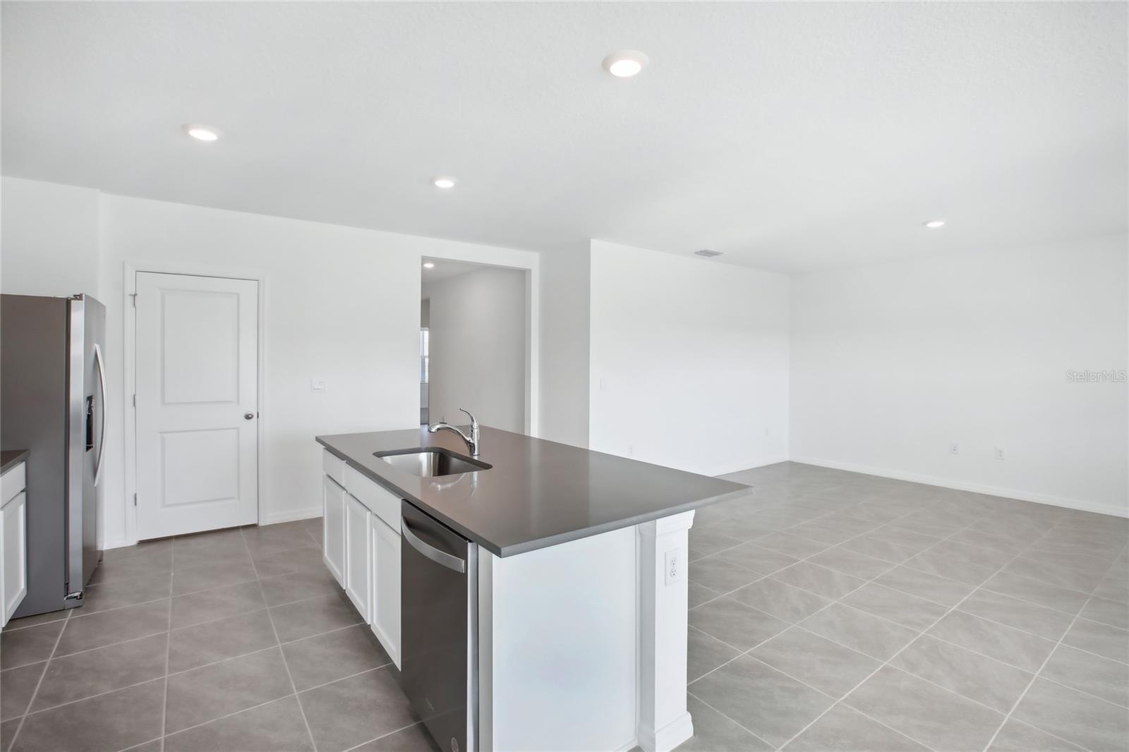 Image 19 of 47 For 10762 Quail Grove Way