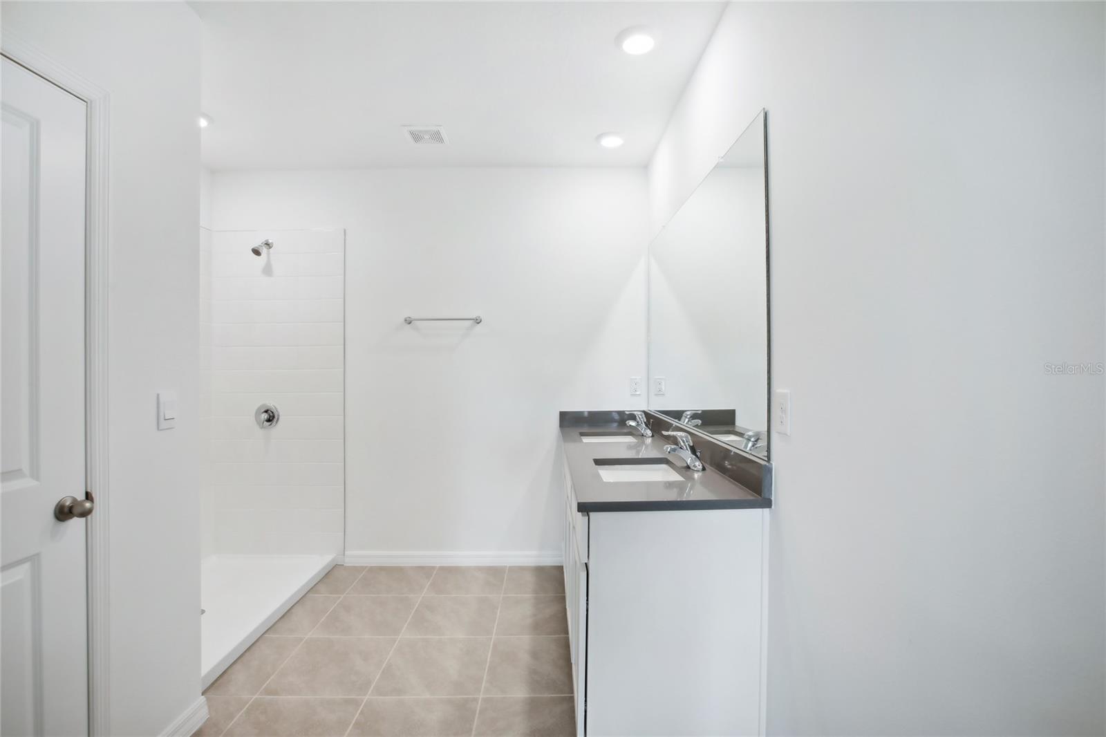 Image 32 of 47 For 10762 Quail Grove Way