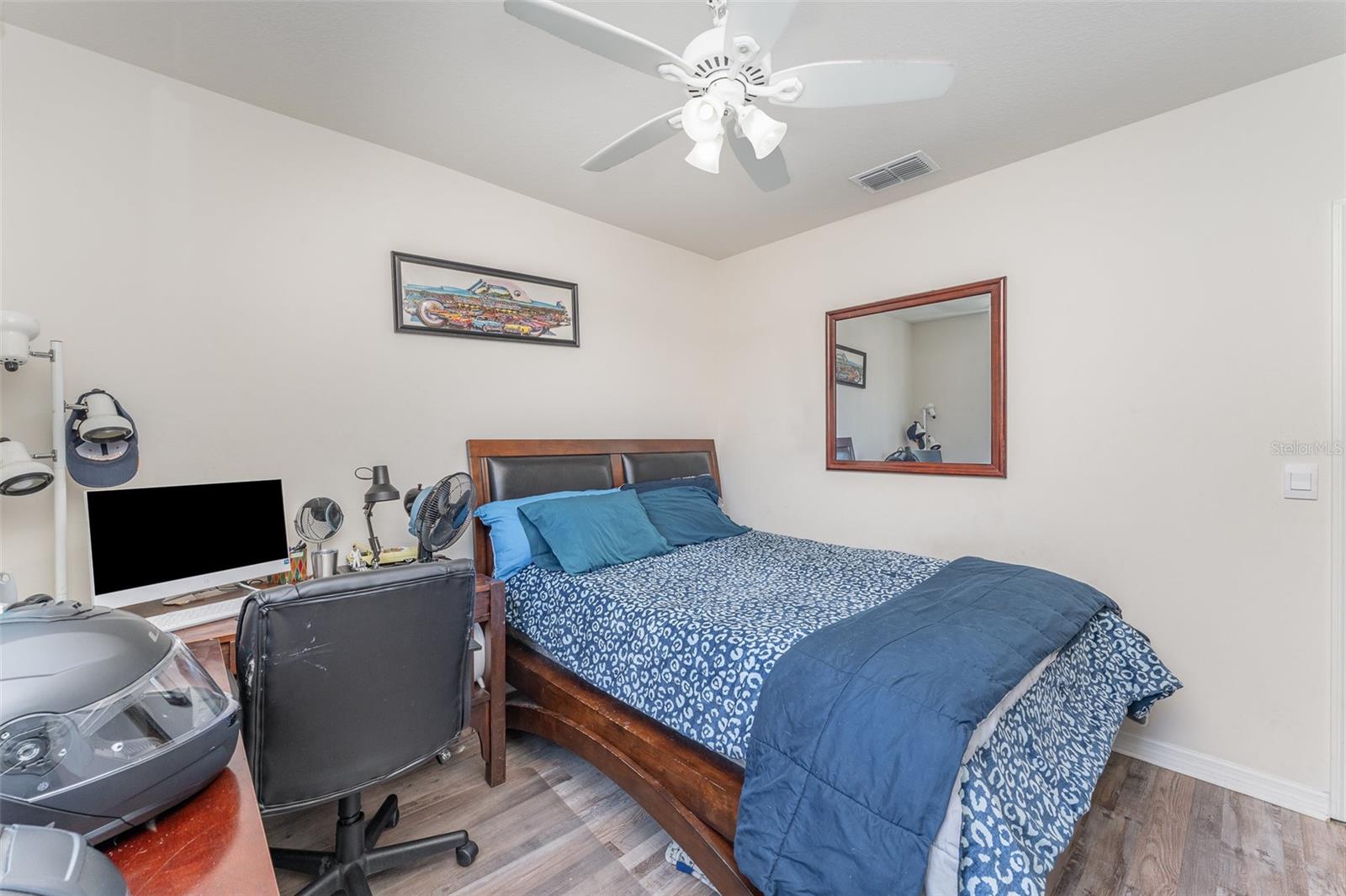 Image 13 of 26 For 947 Serchio Street