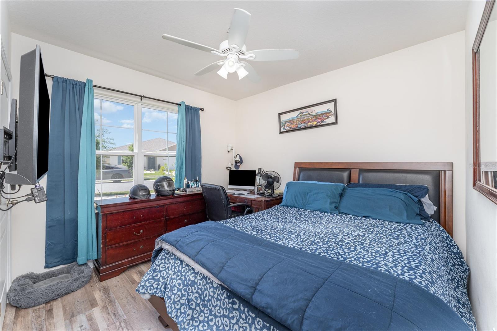 Image 14 of 26 For 947 Serchio Street