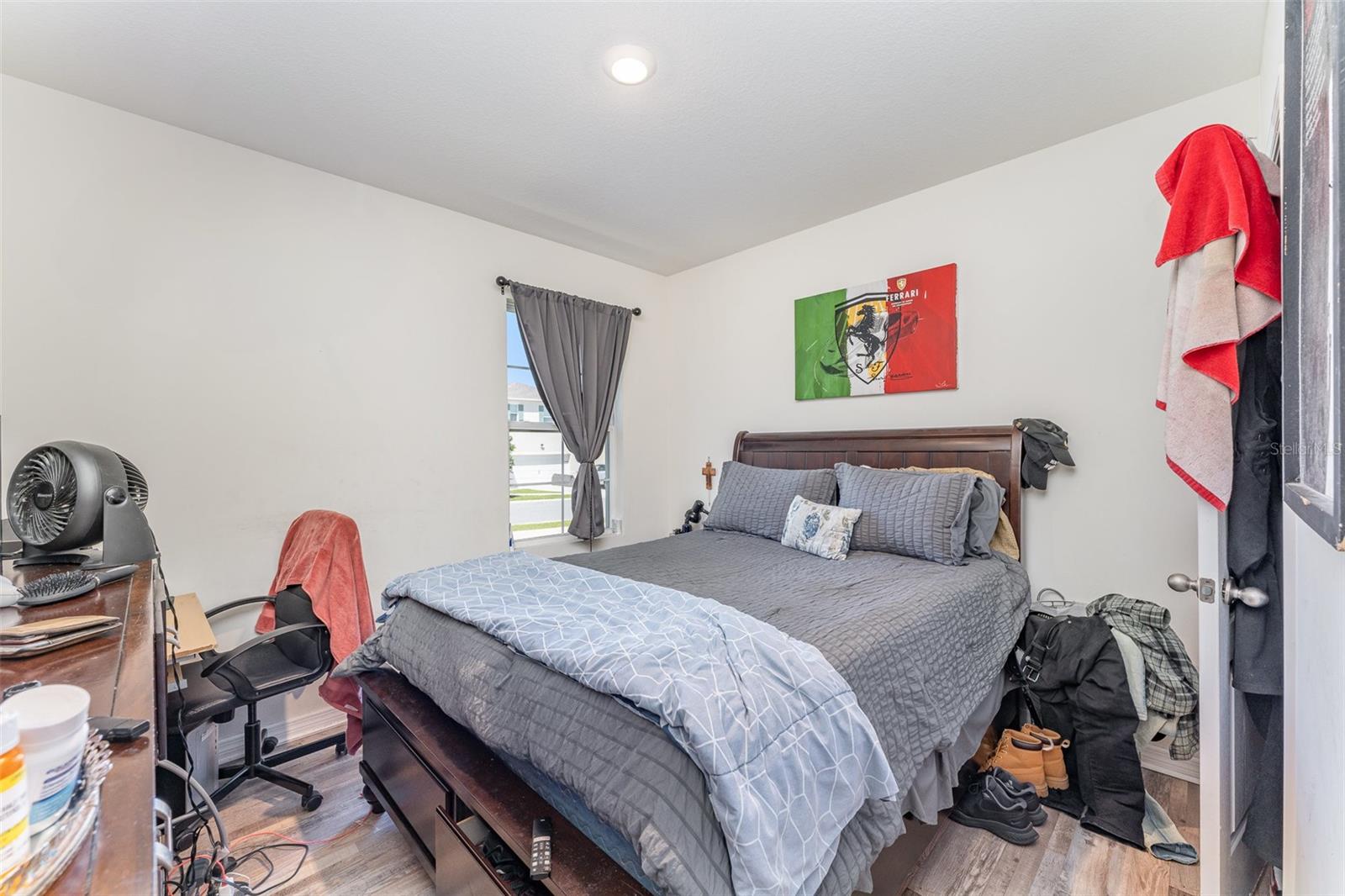 Image 19 of 26 For 947 Serchio Street