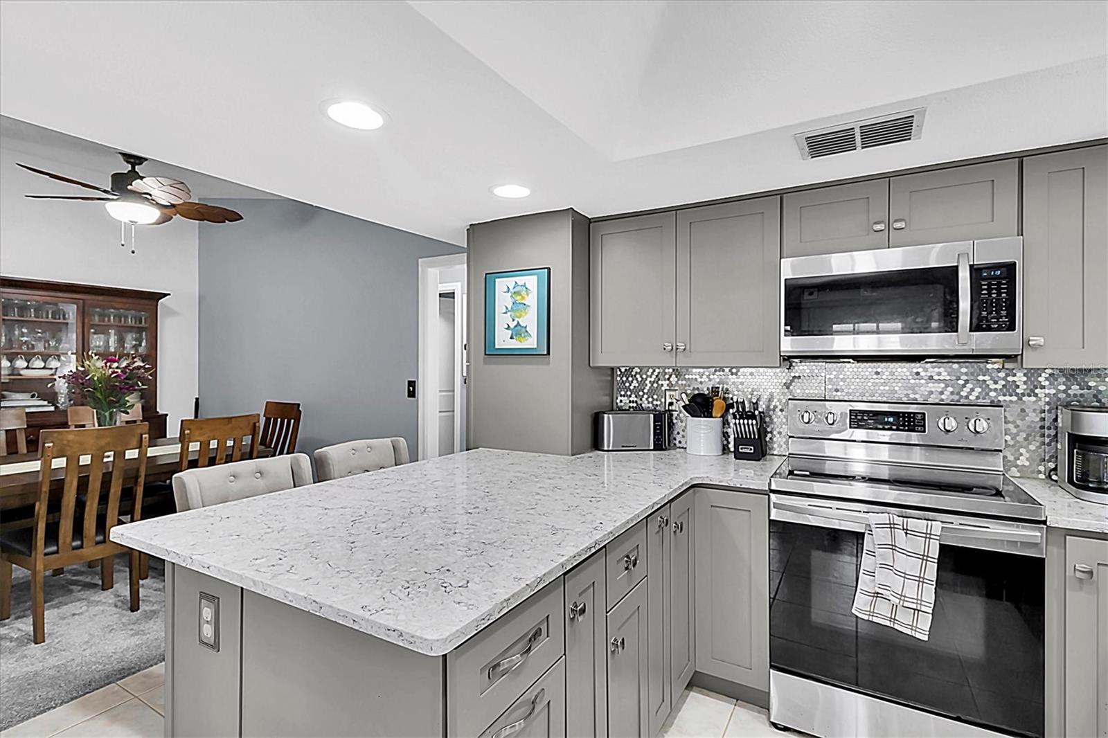 Image 13 of 43 For 1428 Chesterfield Drive