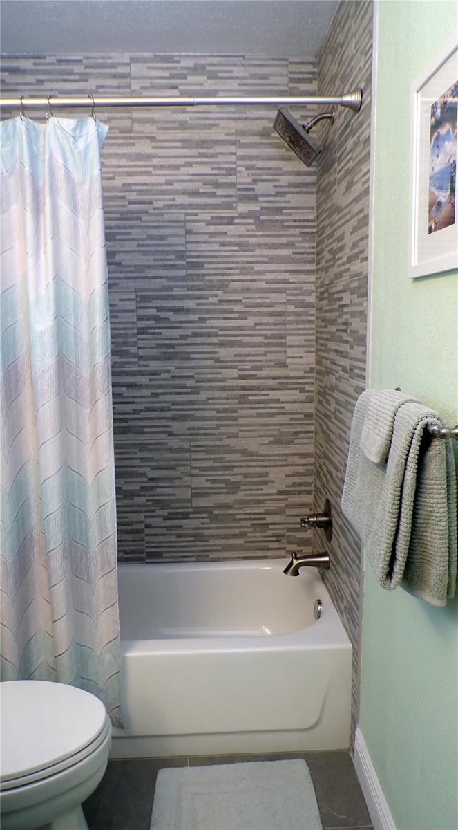 Image 21 of 43 For 1428 Chesterfield Drive