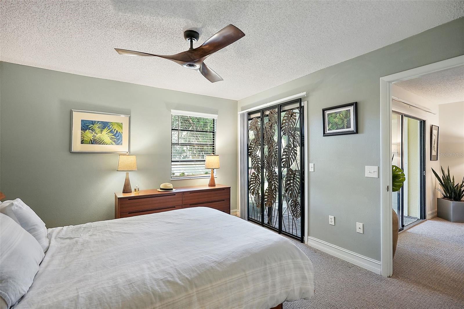 Image 11 of 34 For 3001 58th Avenue S 509