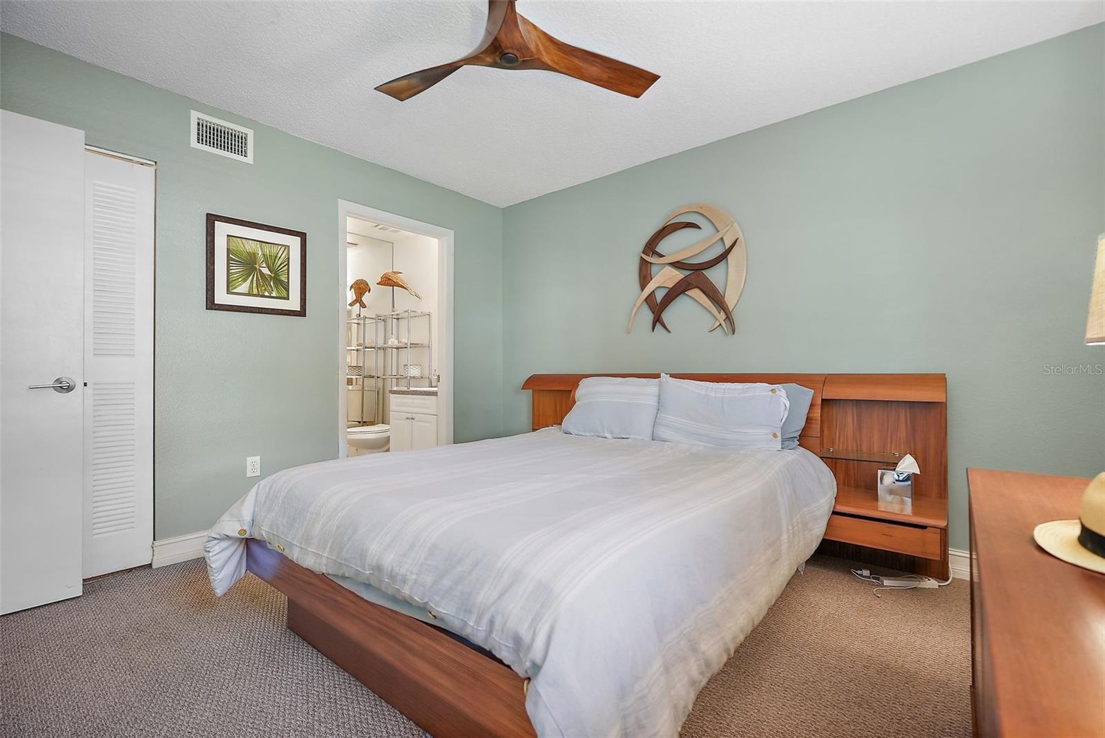 Image 12 of 34 For 3001 58th Avenue S 509