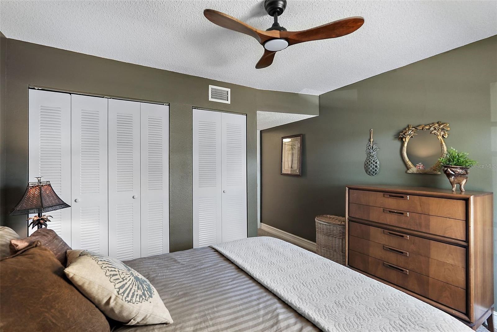 Image 17 of 34 For 3001 58th Avenue S 509