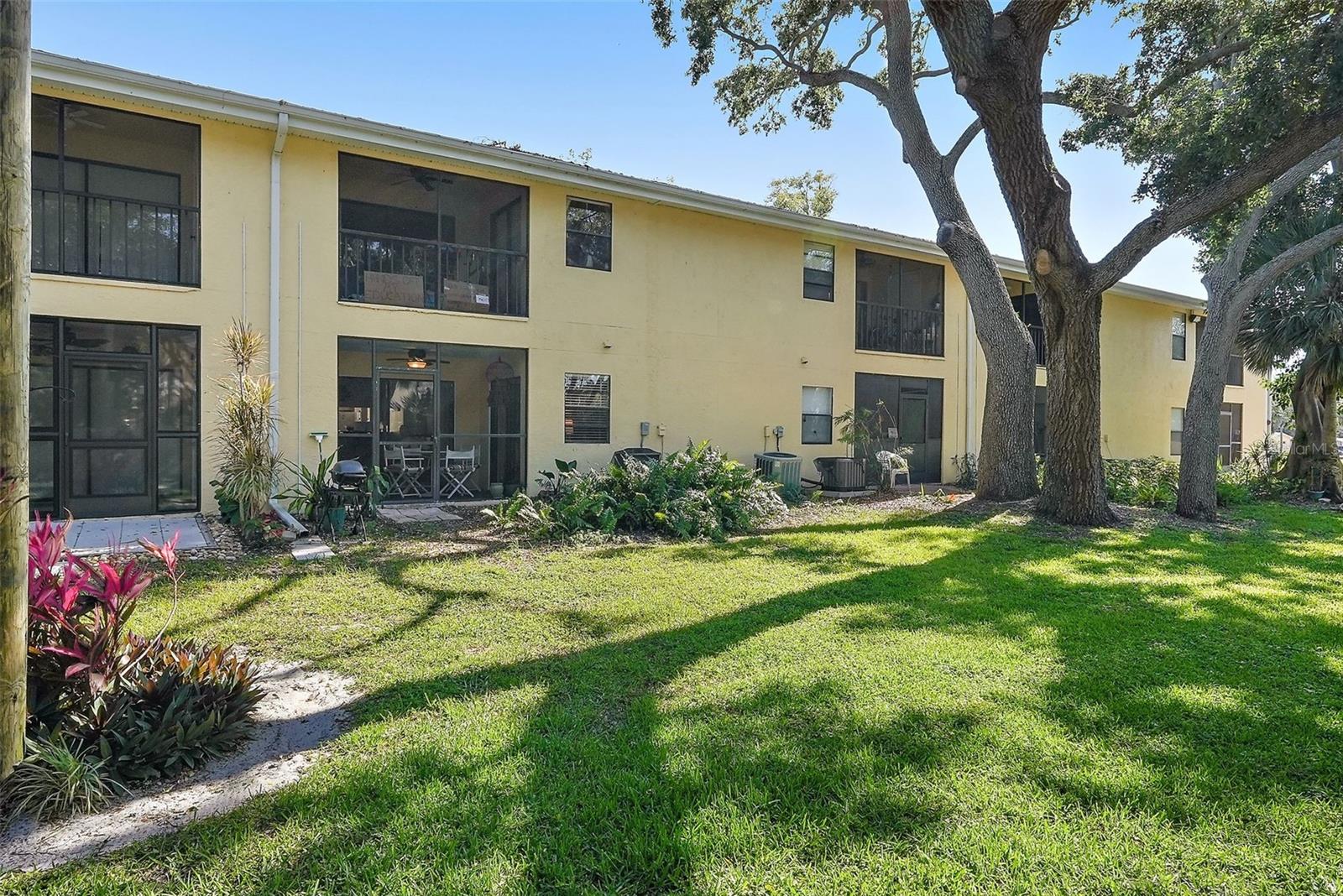 Image 23 of 34 For 3001 58th Avenue S 509