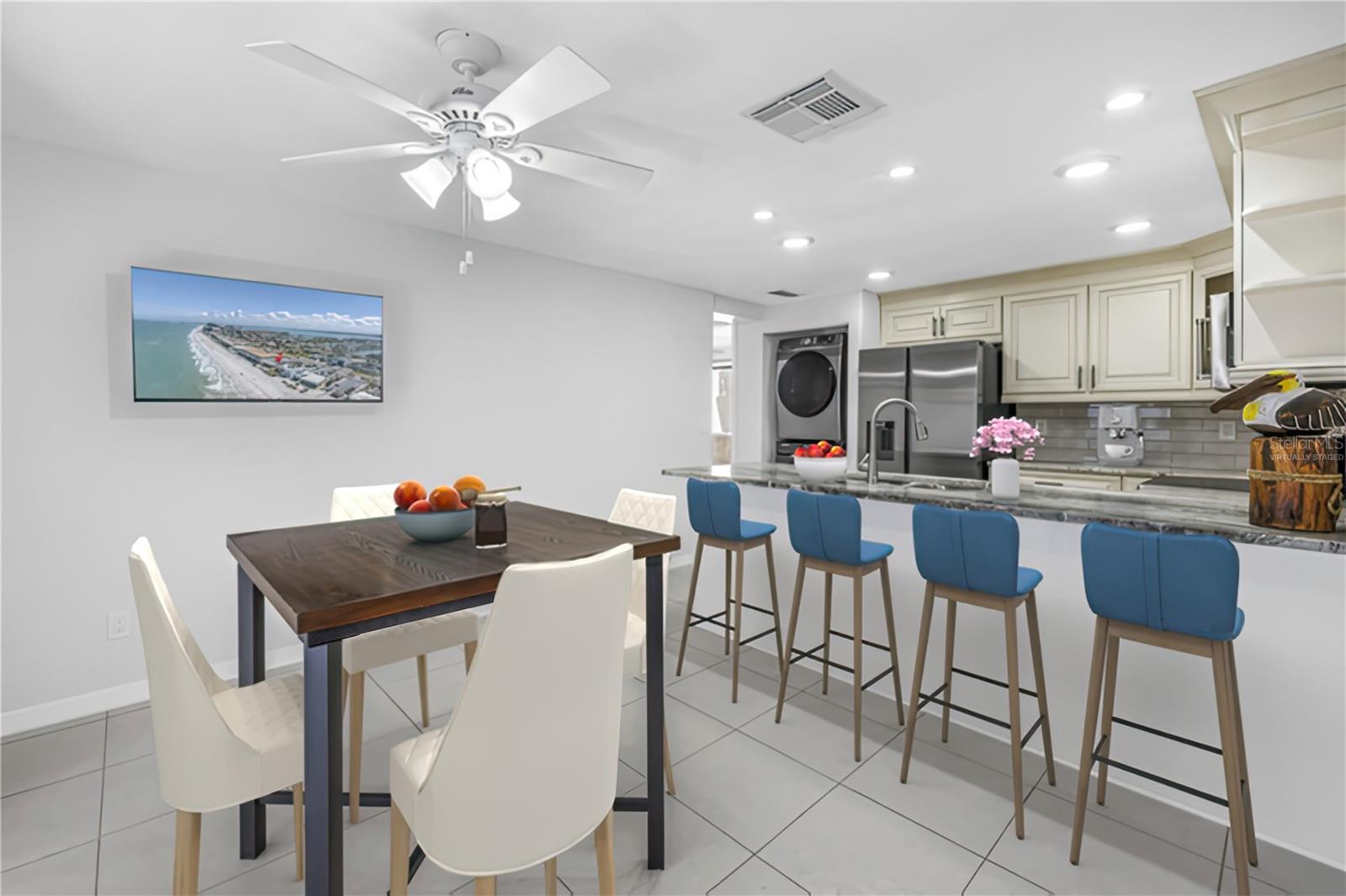 Image 10 of 42 For 2800 Gulf Blvd Unit  1a
