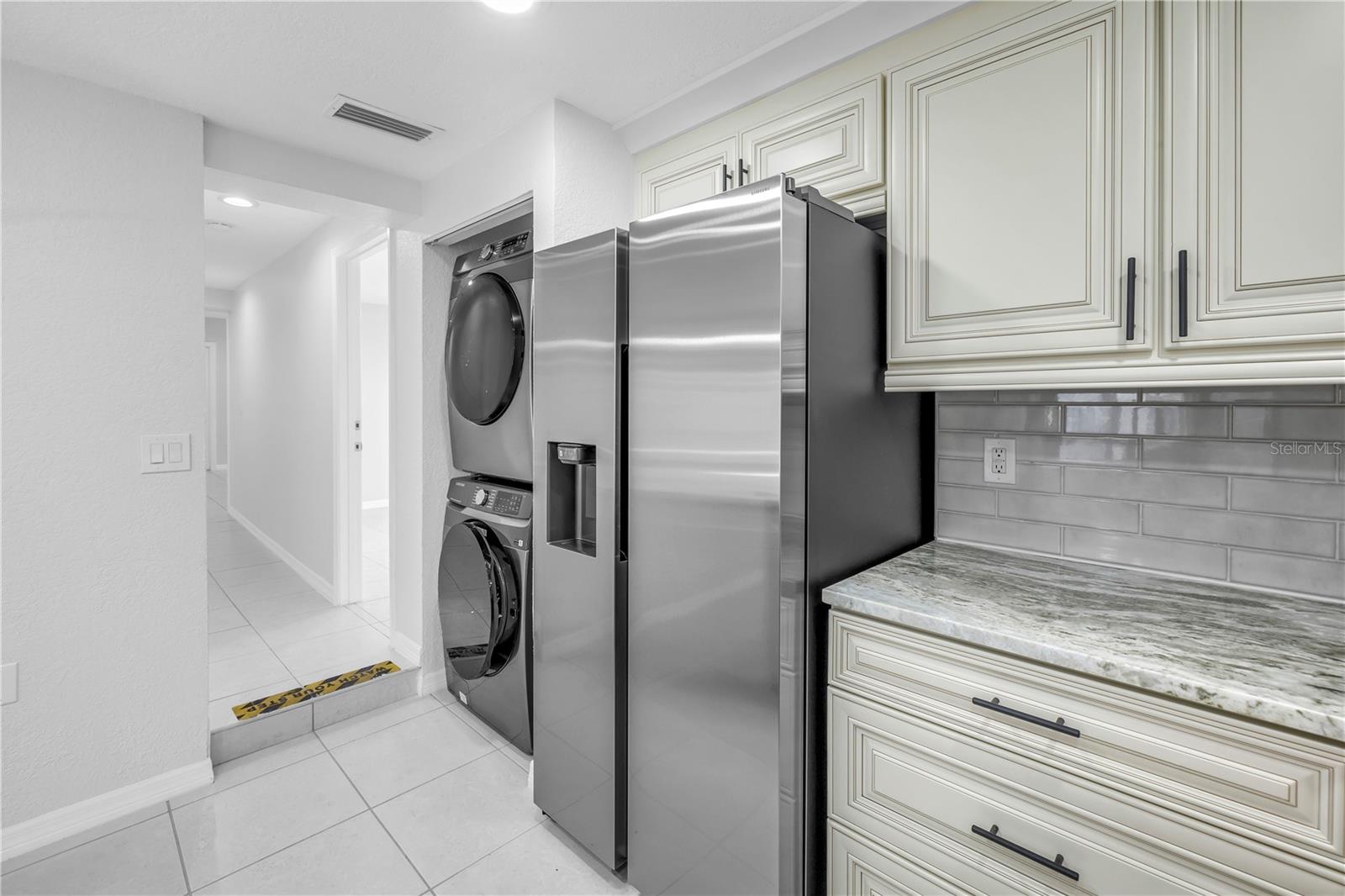 Image 15 of 42 For 2800 Gulf Blvd Unit  1a