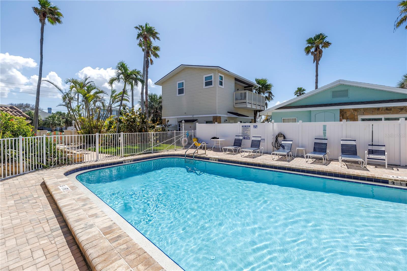 Image 31 of 42 For 2800 Gulf Blvd Unit  1a