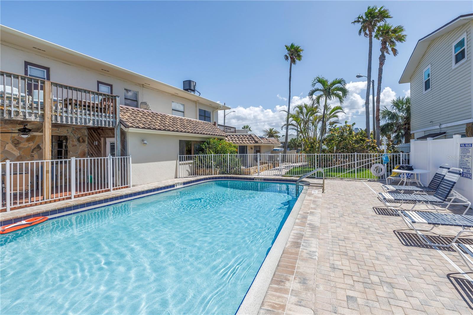 Image 32 of 42 For 2800 Gulf Blvd Unit  1a