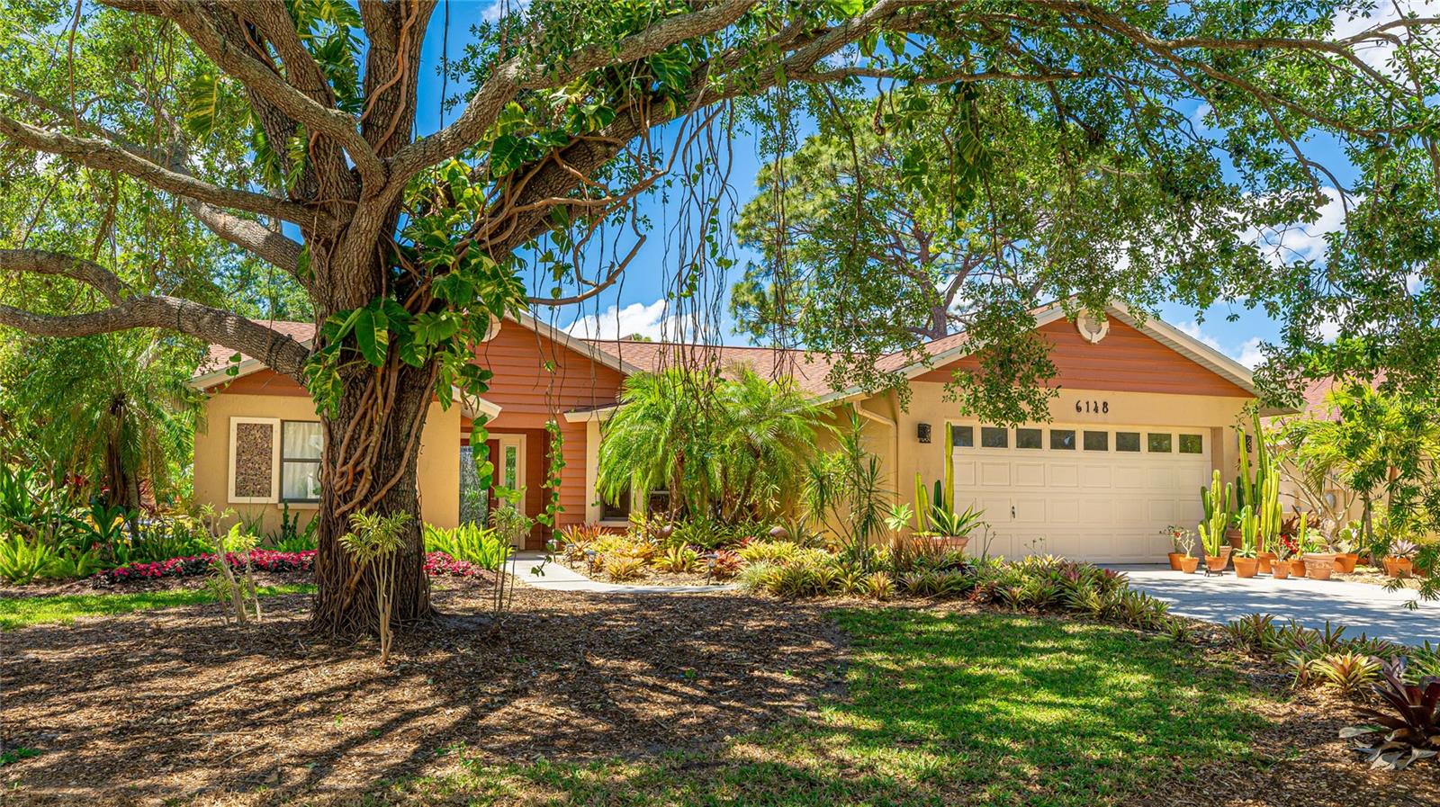 Image 32 of 33 For 6148 Bonaventure Court