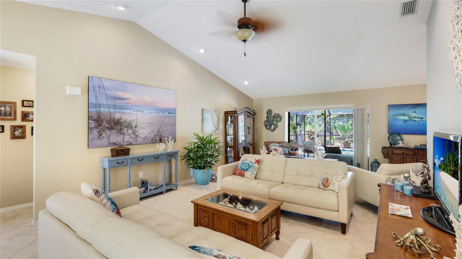 Image 5 of 33 For 6148 Bonaventure Court