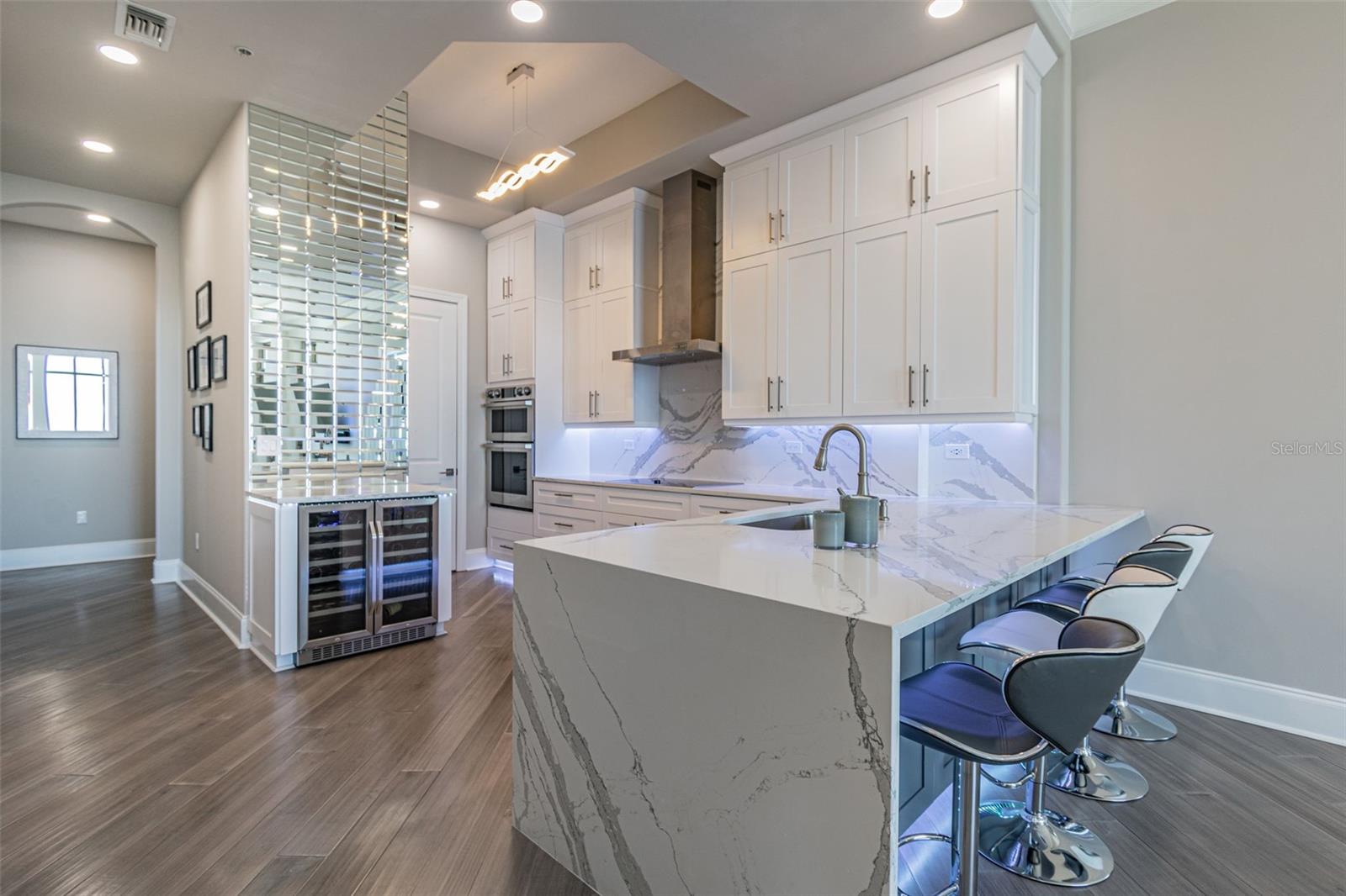 Image 13 of 50 For 275 Bayshore Boulevard 1808