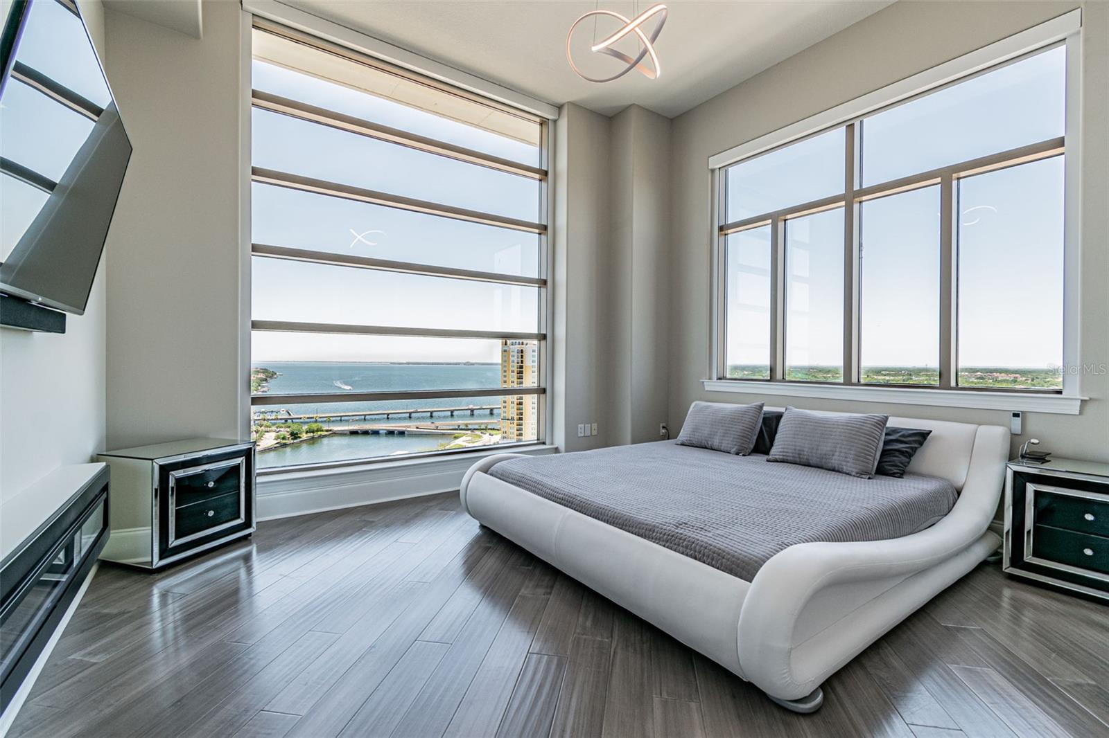 Image 19 of 50 For 275 Bayshore Boulevard 1808
