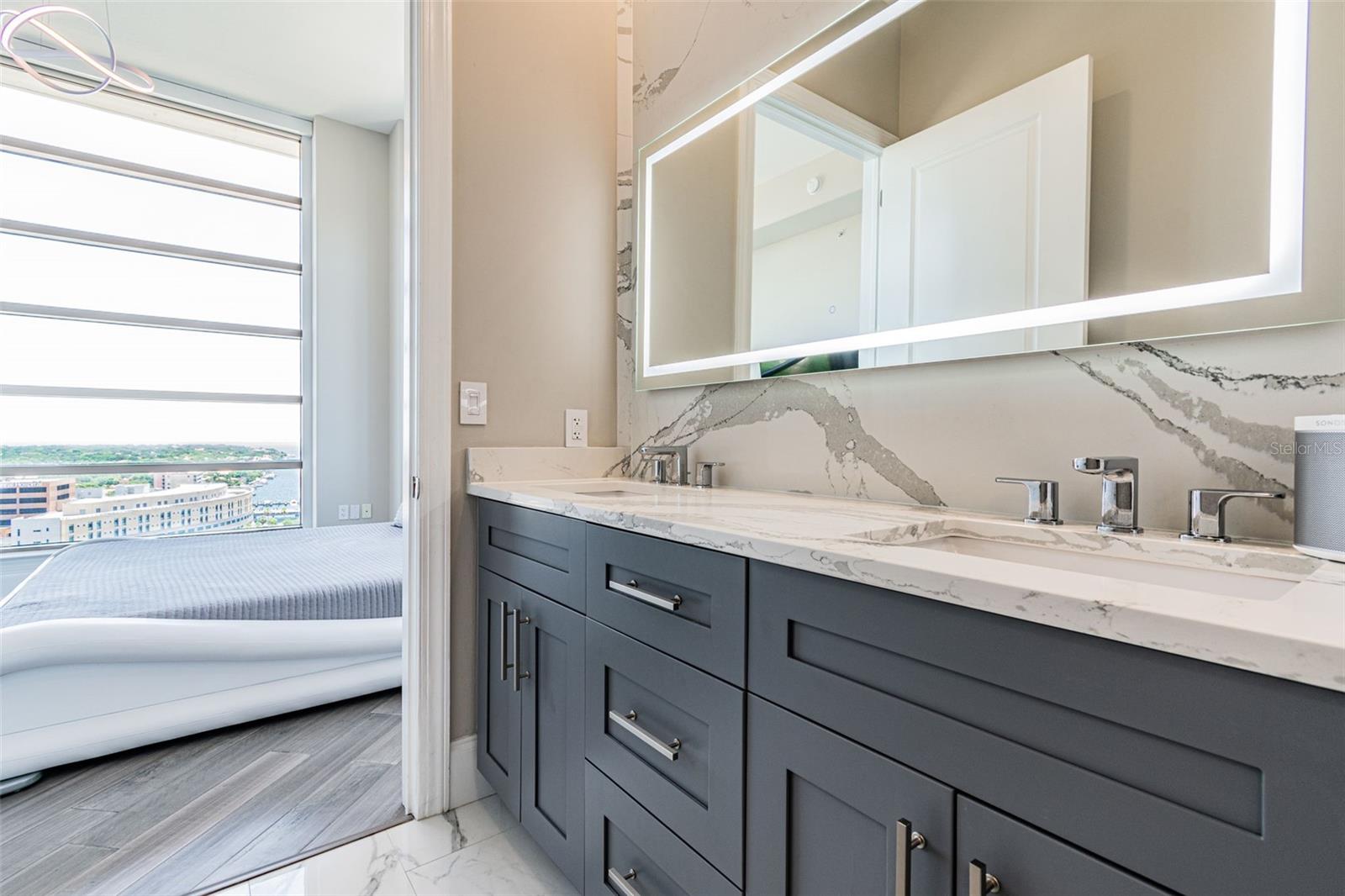 Image 22 of 50 For 275 Bayshore Boulevard 1808