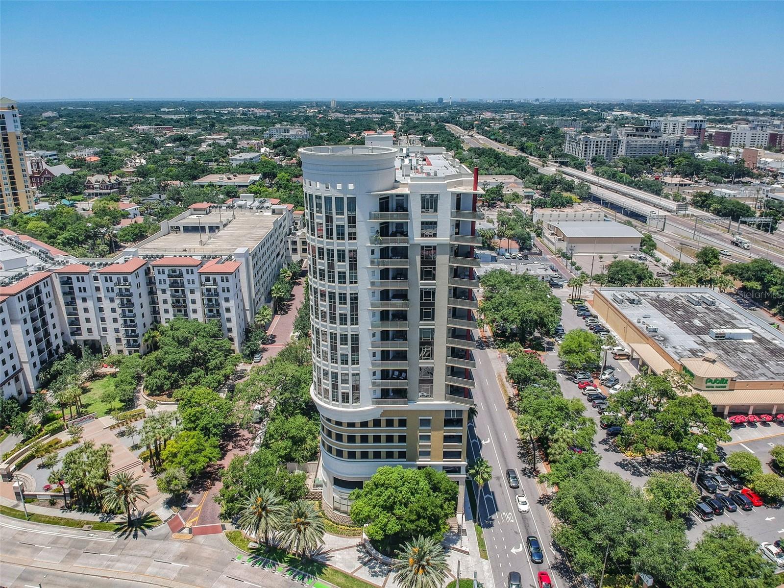 Image 42 of 50 For 275 Bayshore Boulevard 1808