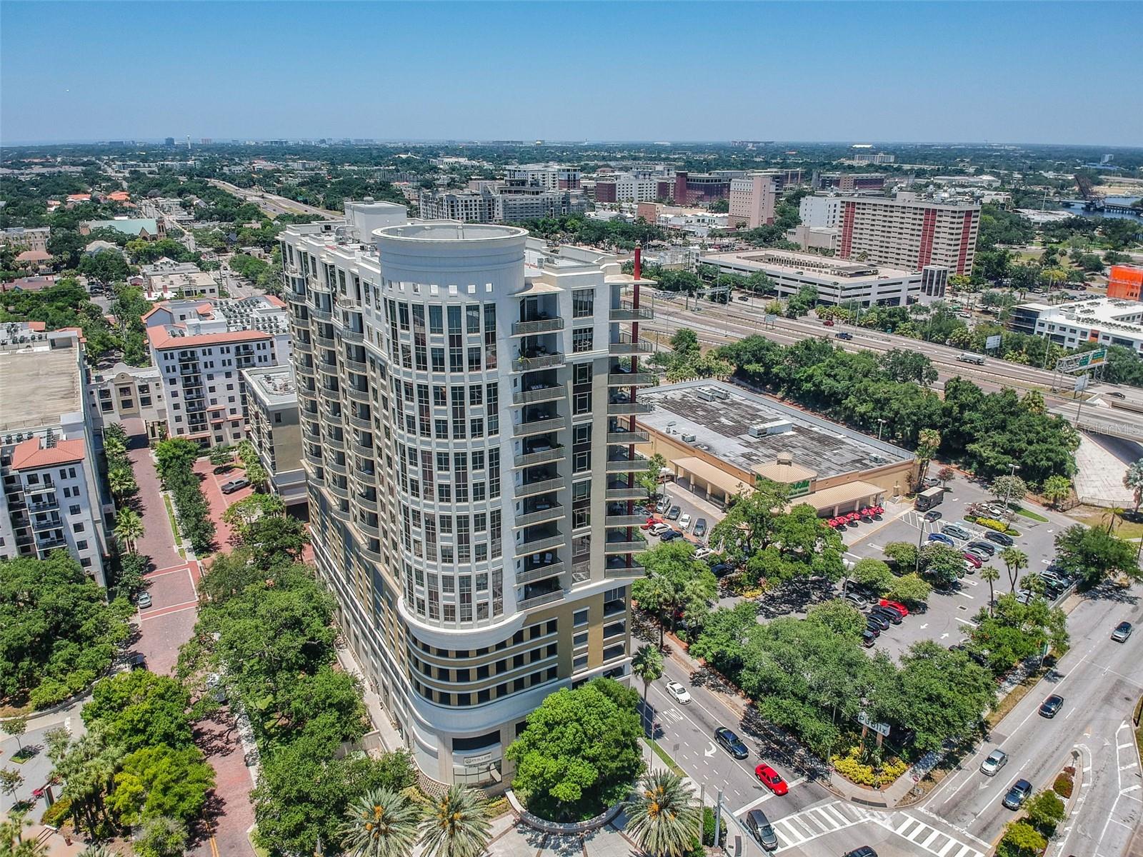 Image 43 of 50 For 275 Bayshore Boulevard 1808