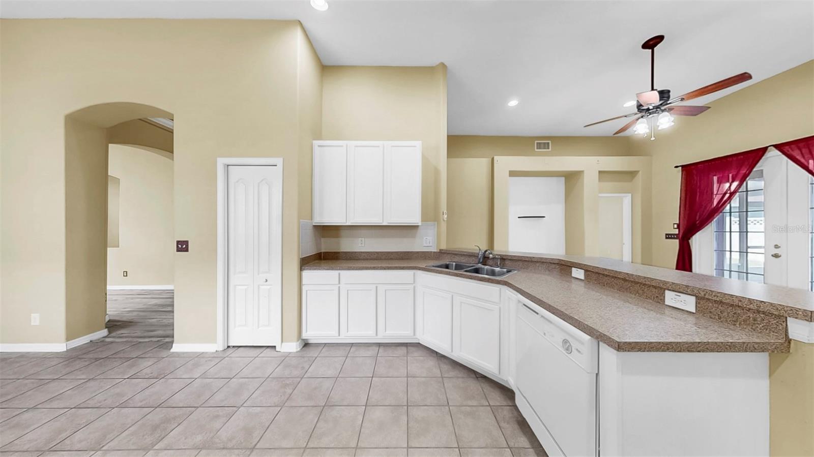 Image 17 of 44 For 8603 Sandy Plains Drive