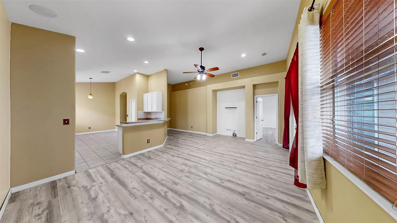 Image 22 of 44 For 8603 Sandy Plains Drive