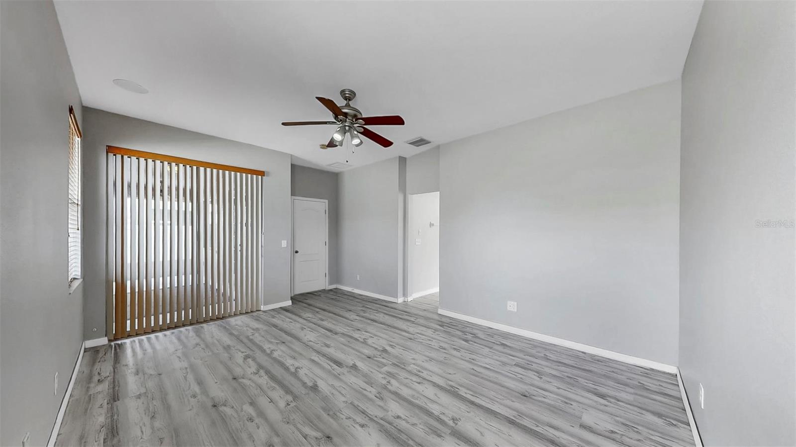 Image 26 of 44 For 8603 Sandy Plains Drive