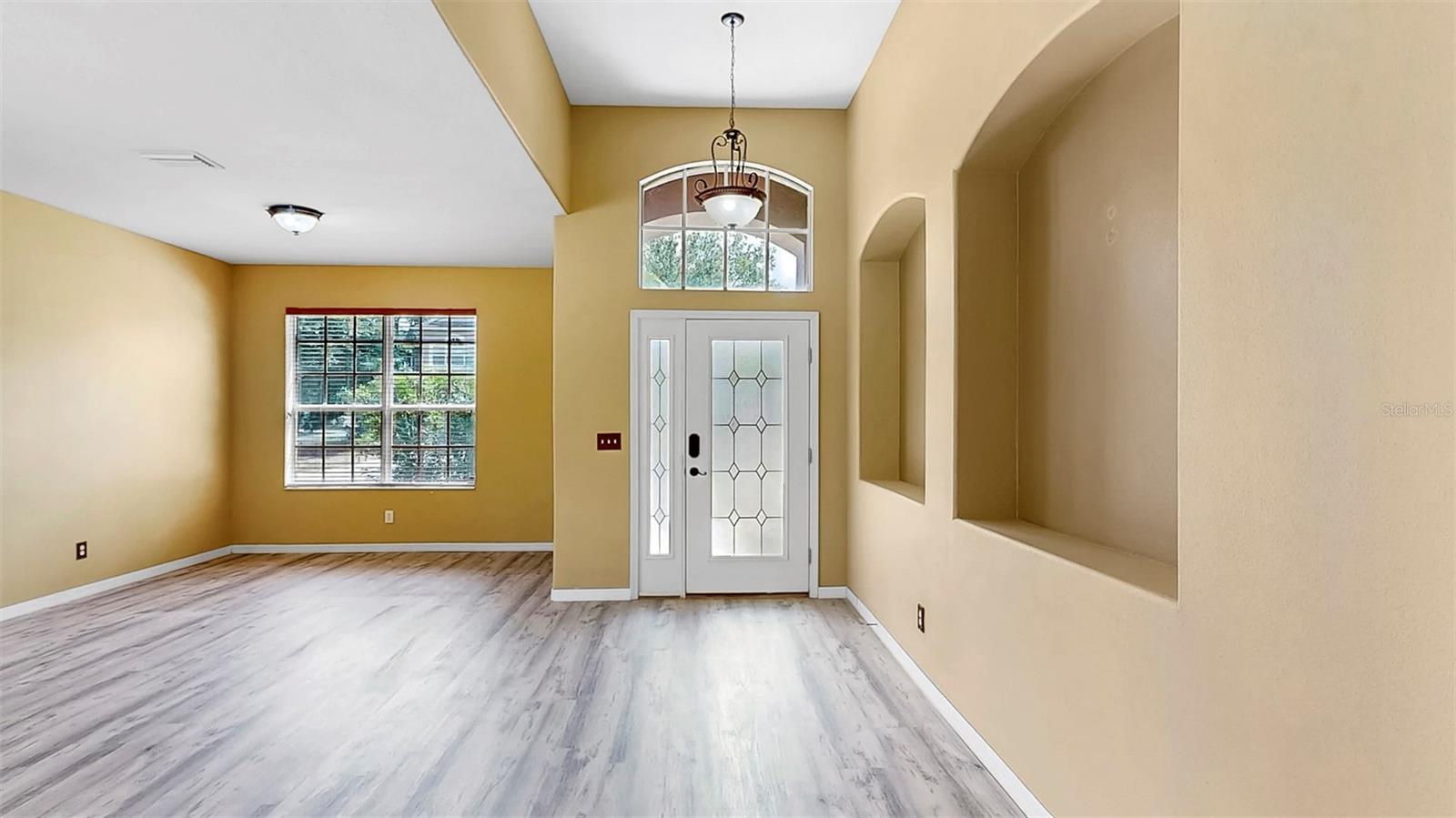 Image 7 of 44 For 8603 Sandy Plains Drive