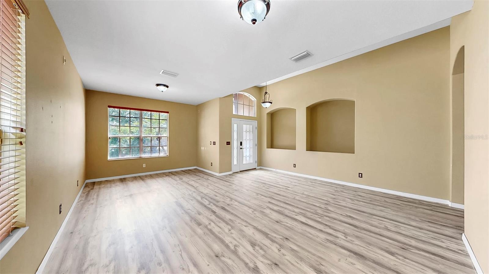 Image 8 of 44 For 8603 Sandy Plains Drive