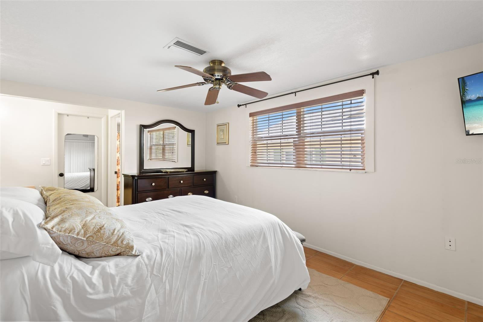 Image 16 of 31 For 12904 Teakwood Lane