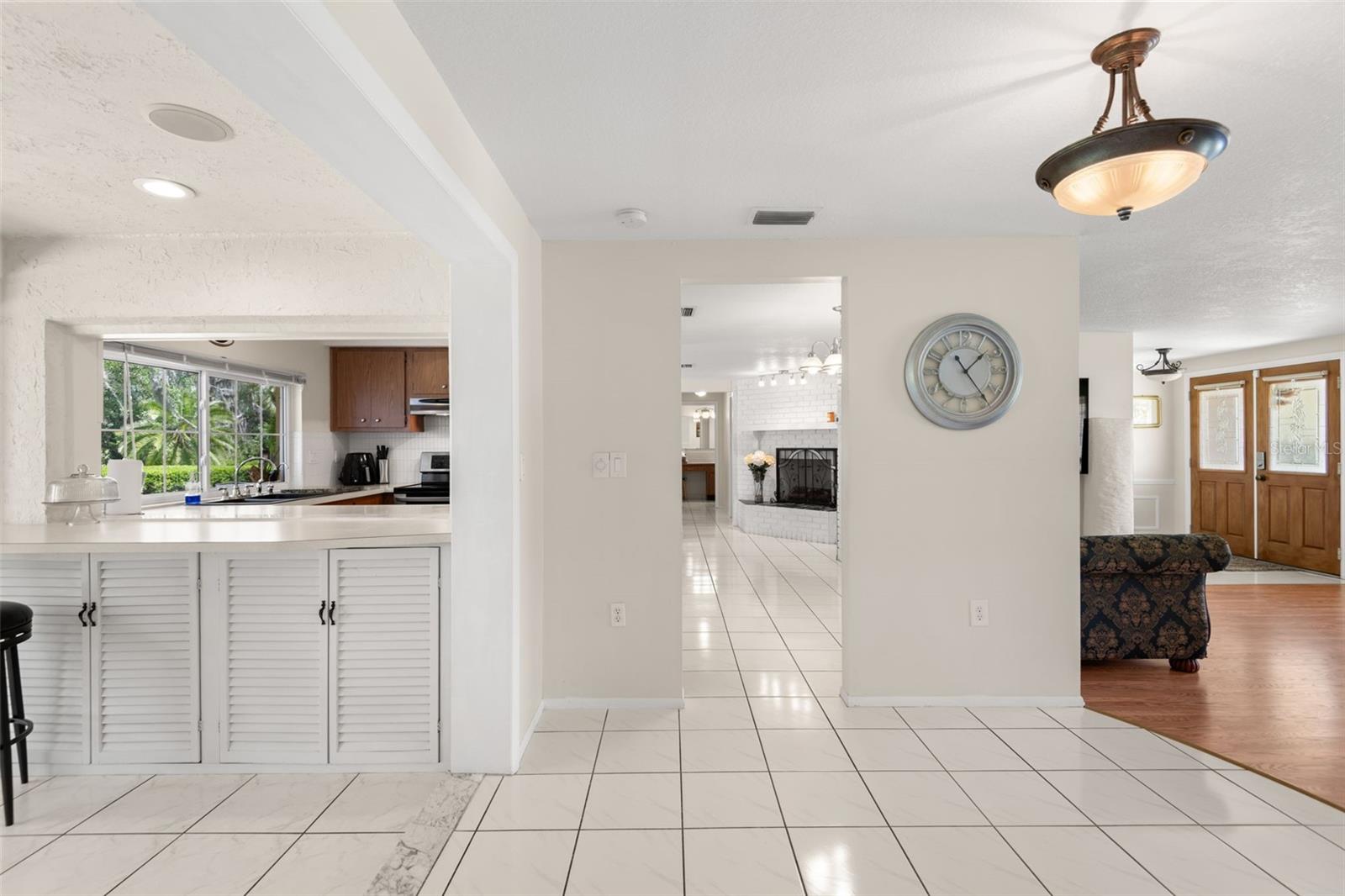 Image 9 of 31 For 12904 Teakwood Lane