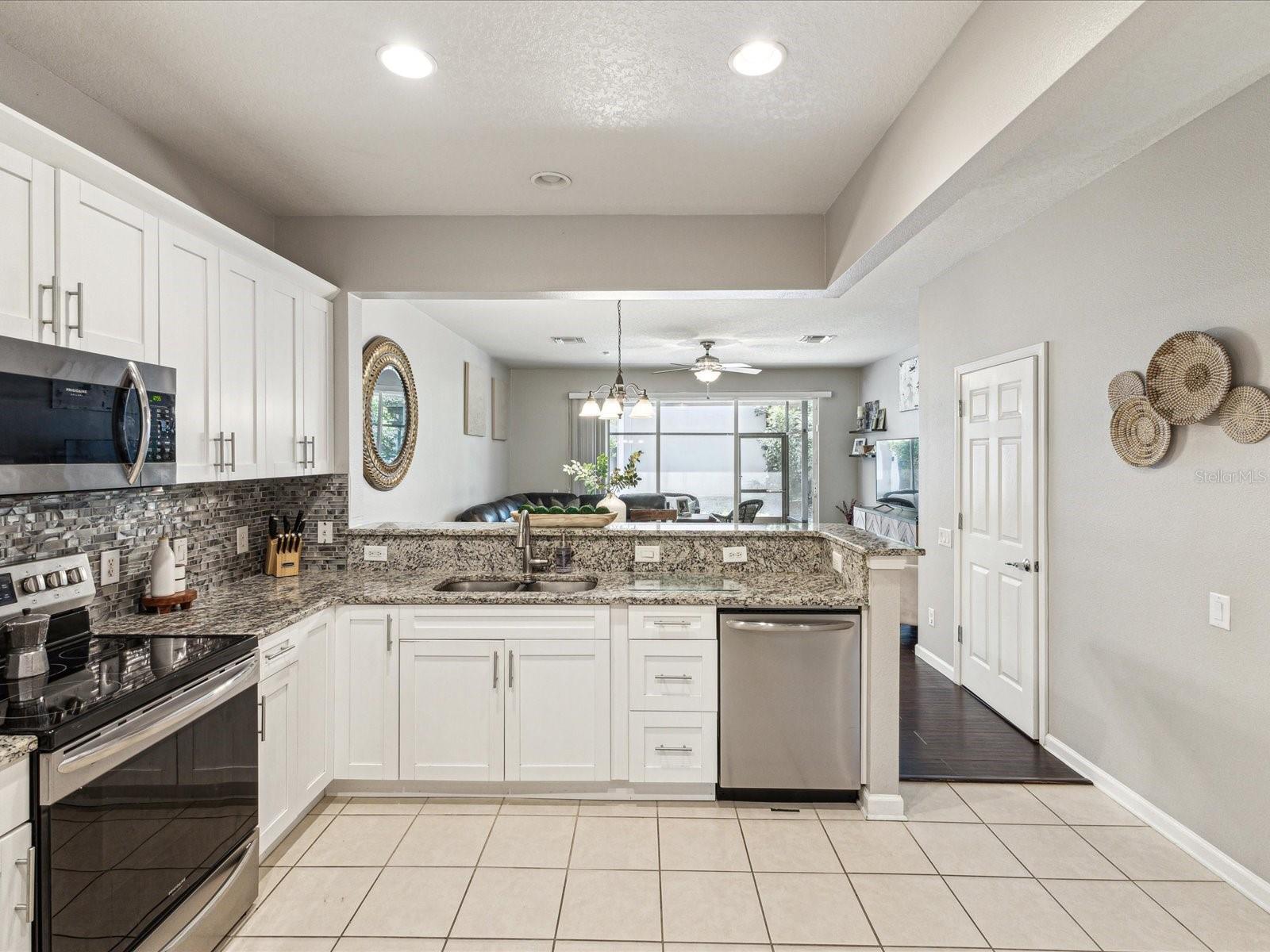 Image 6 of 54 For 6910 Rock Springs Way