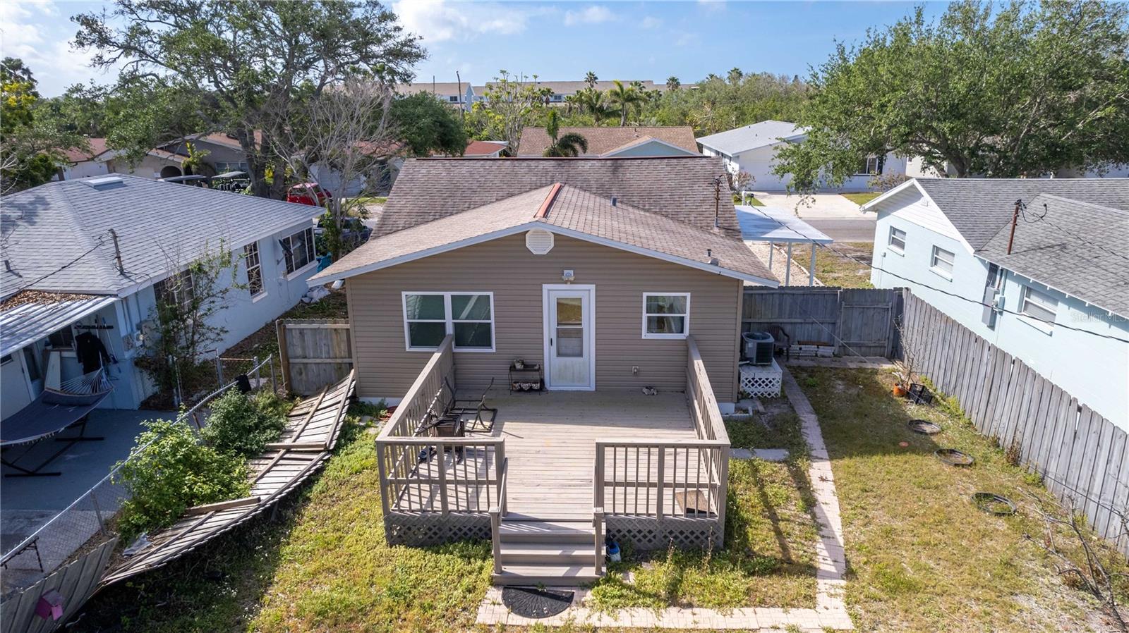 Image 13 of 56 For 122 10th Avenue