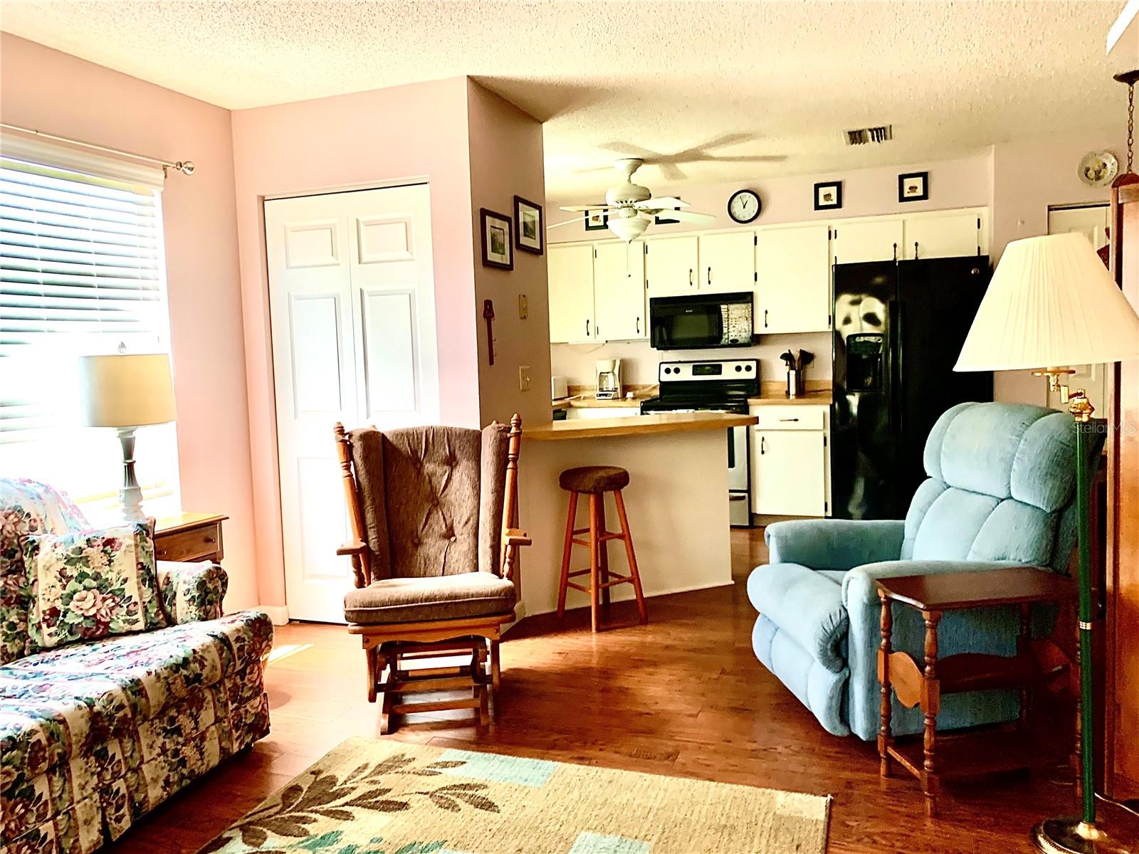 Image 5 of 26 For 4556 Blossom Boulevard B