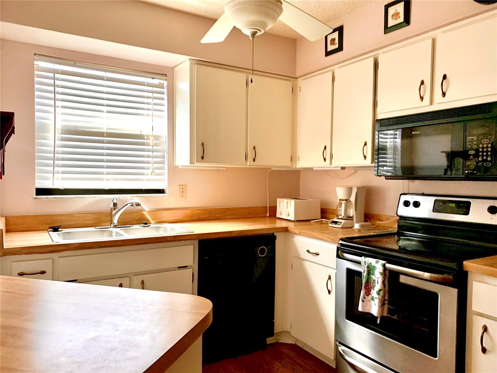 Image 8 of 26 For 4556 Blossom Boulevard B