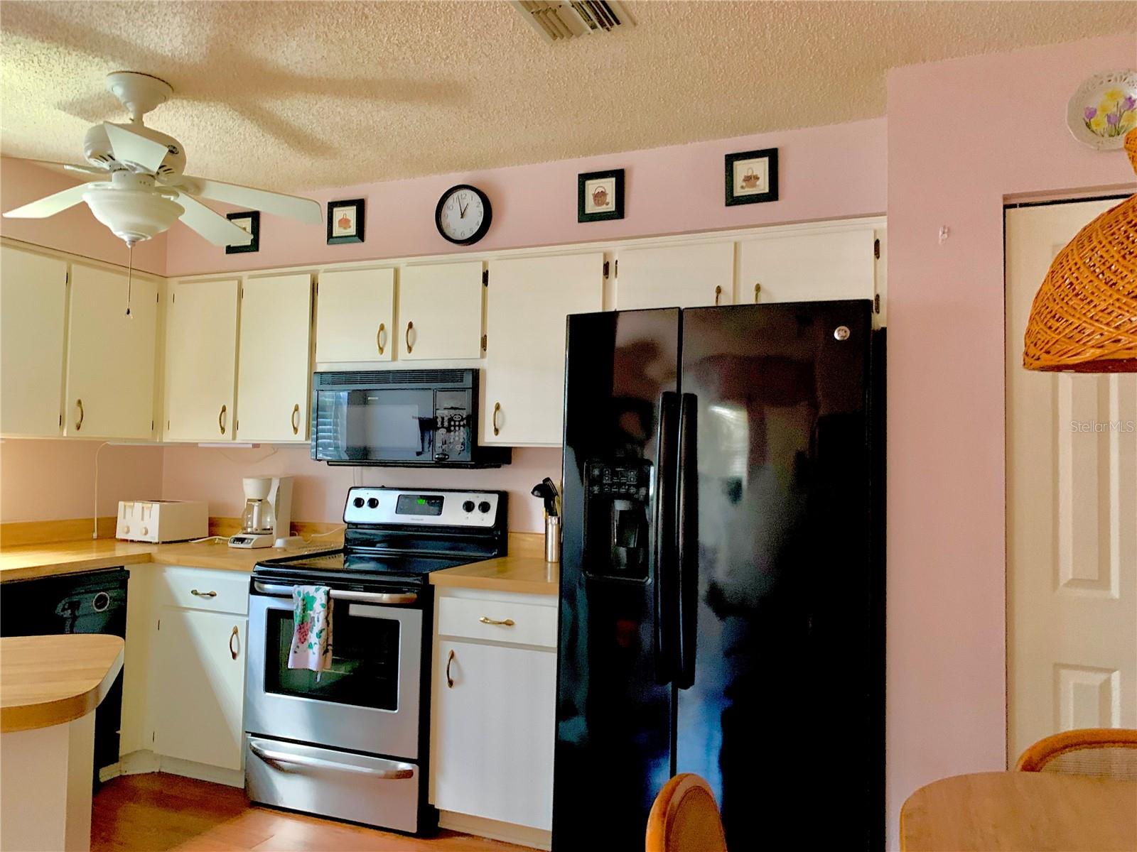 Image 9 of 26 For 4556 Blossom Boulevard B