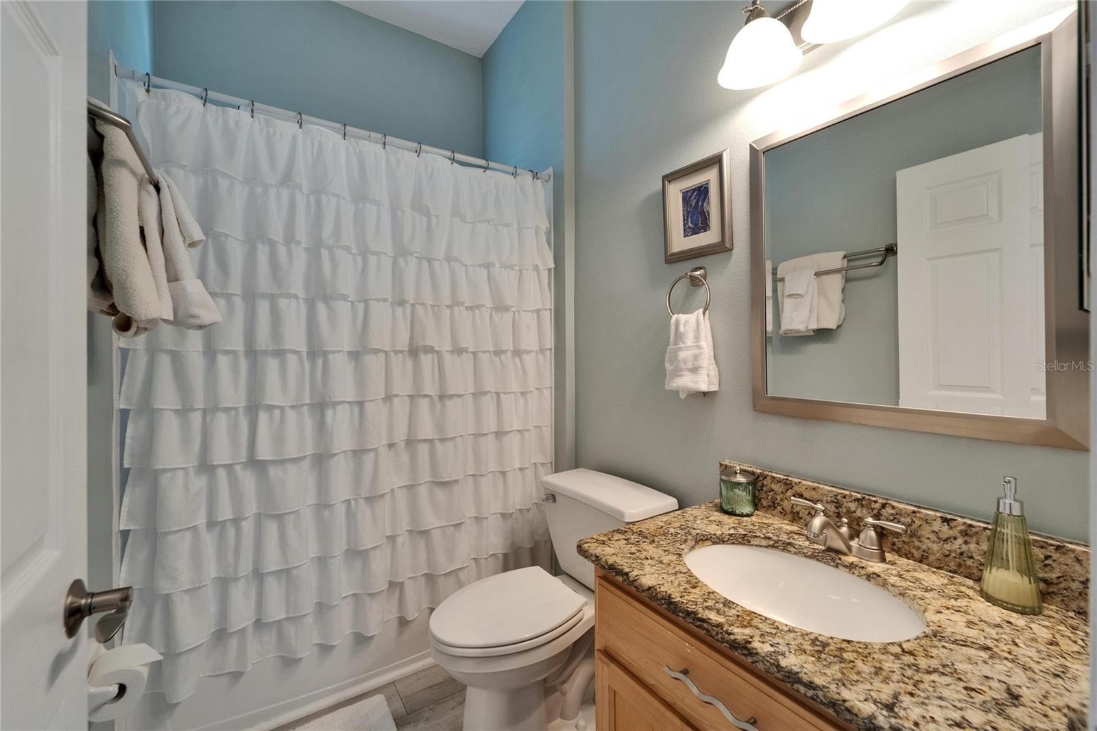 Listing photo id 25 for 426 Islebay Drive