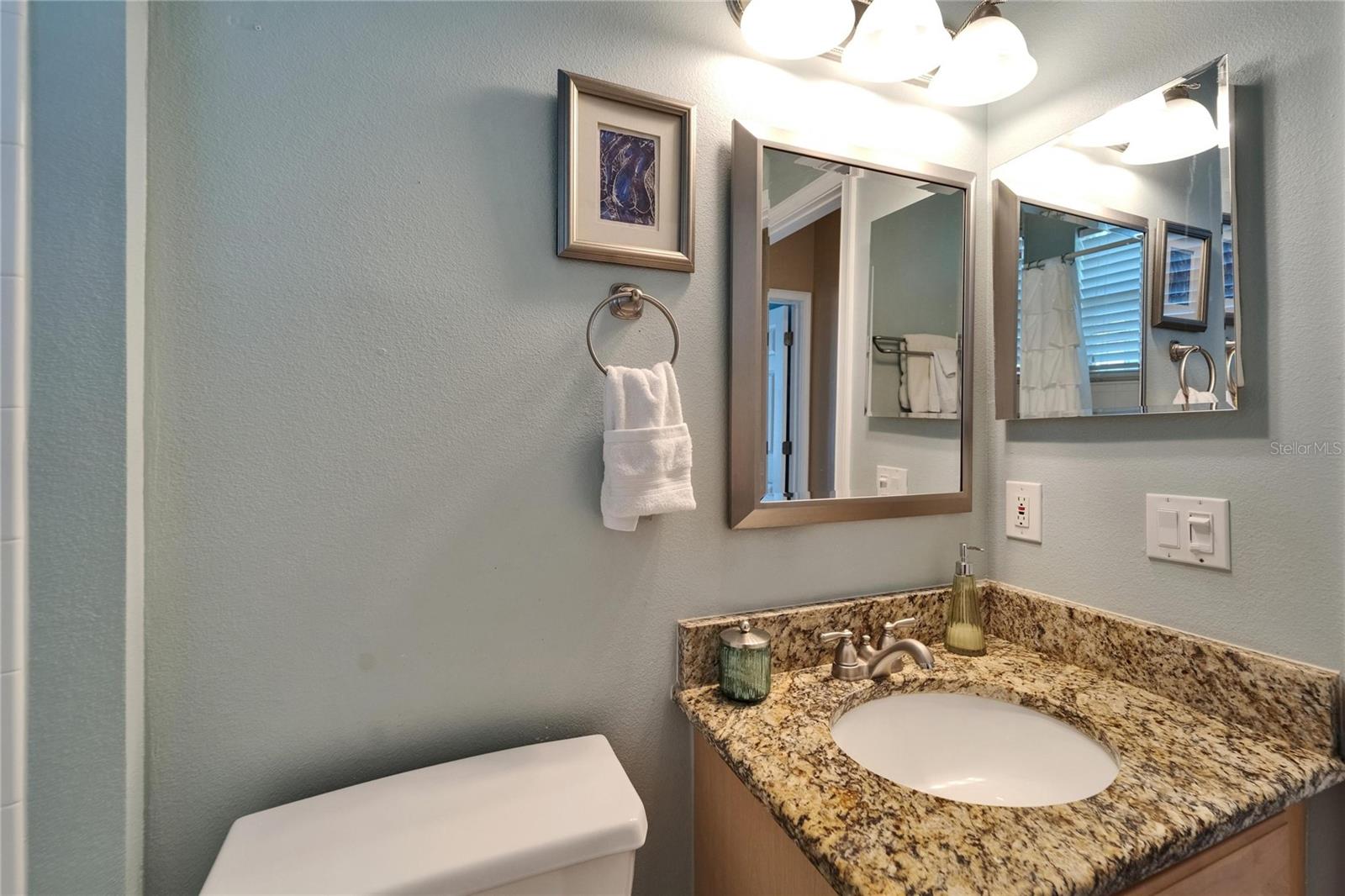 Listing photo id 26 for 426 Islebay Drive