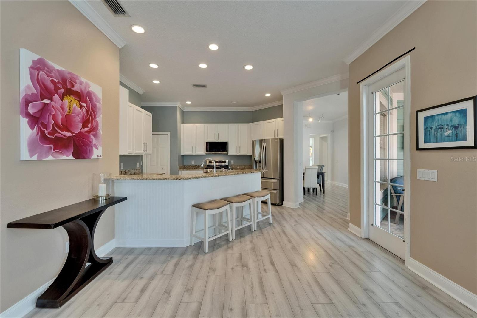 Listing photo id 42 for 426 Islebay Drive
