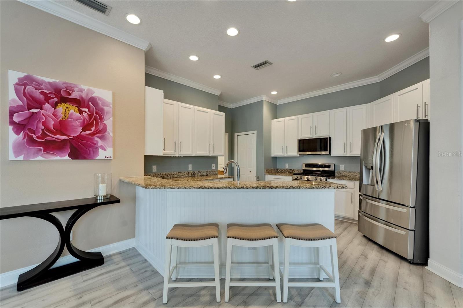 Listing photo id 43 for 426 Islebay Drive