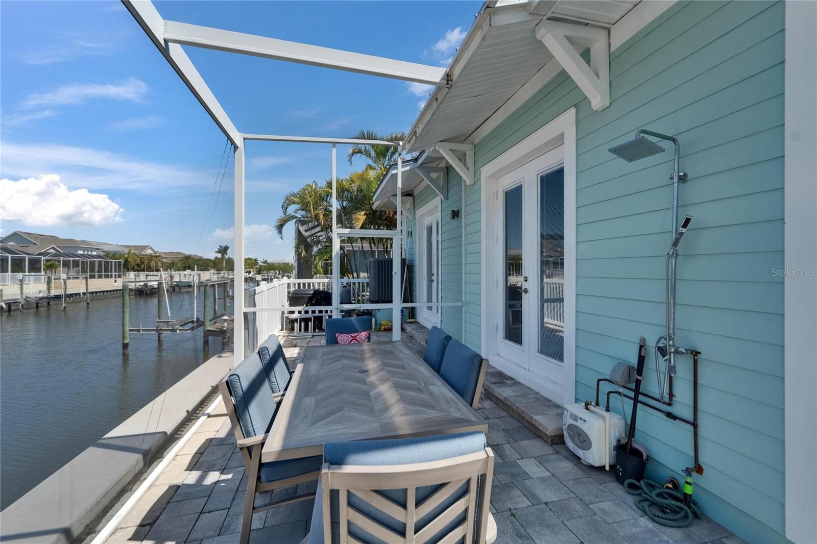Listing photo id 63 for 426 Islebay Drive
