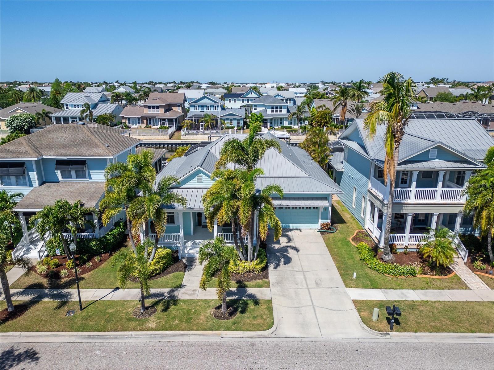 Listing photo id 74 for 426 Islebay Drive