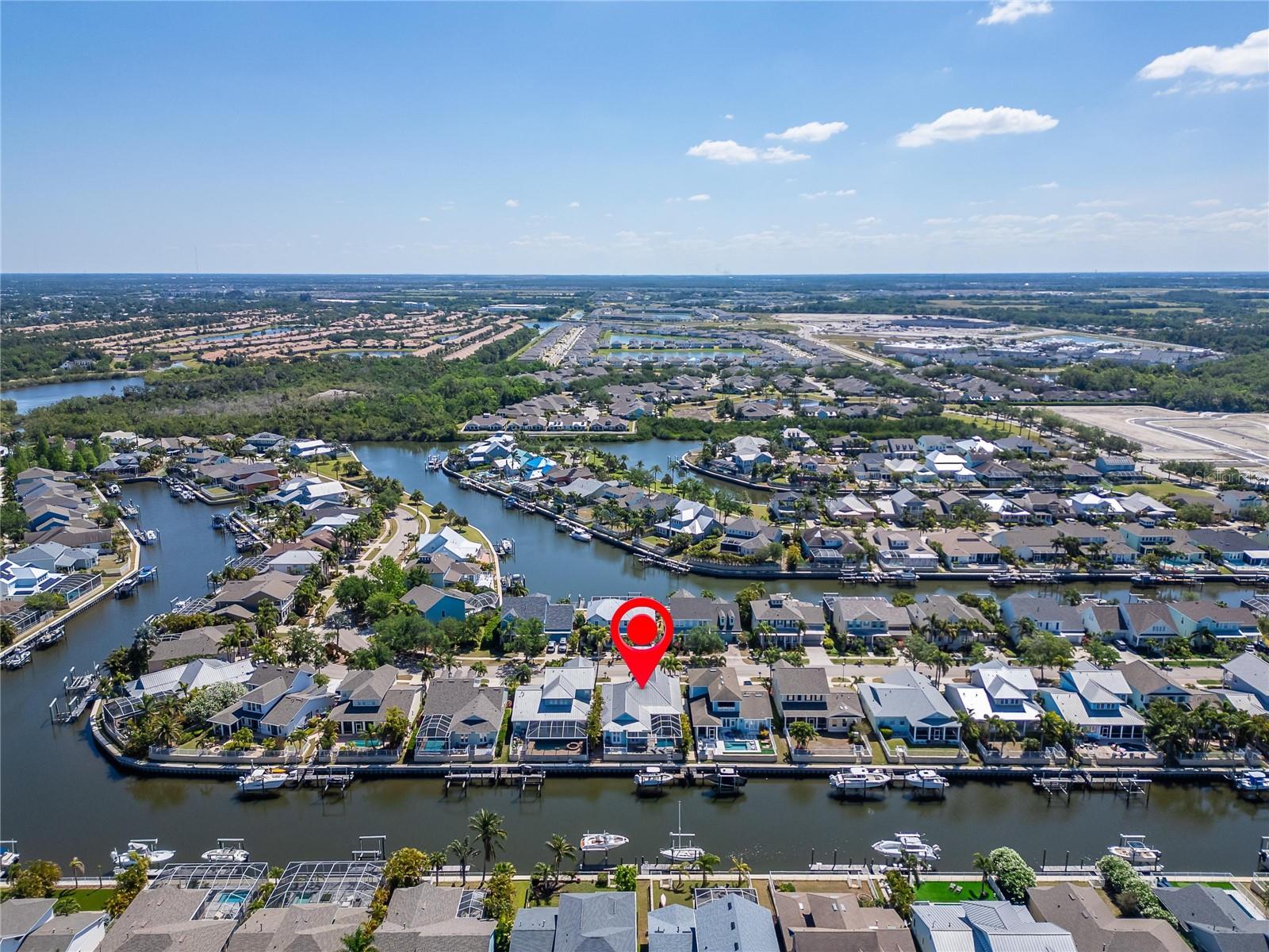 Listing photo id 80 for 426 Islebay Drive