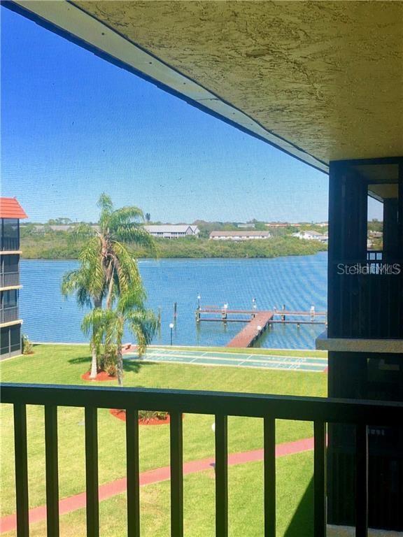 Image 2 of 53 For 19701 Gulf Boulevard 412