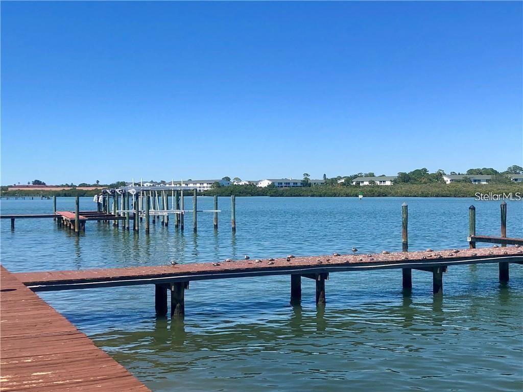 Image 41 of 53 For 19701 Gulf Boulevard 412
