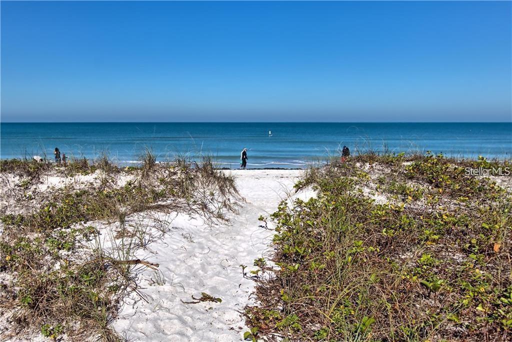 Image 5 of 53 For 19701 Gulf Boulevard 412