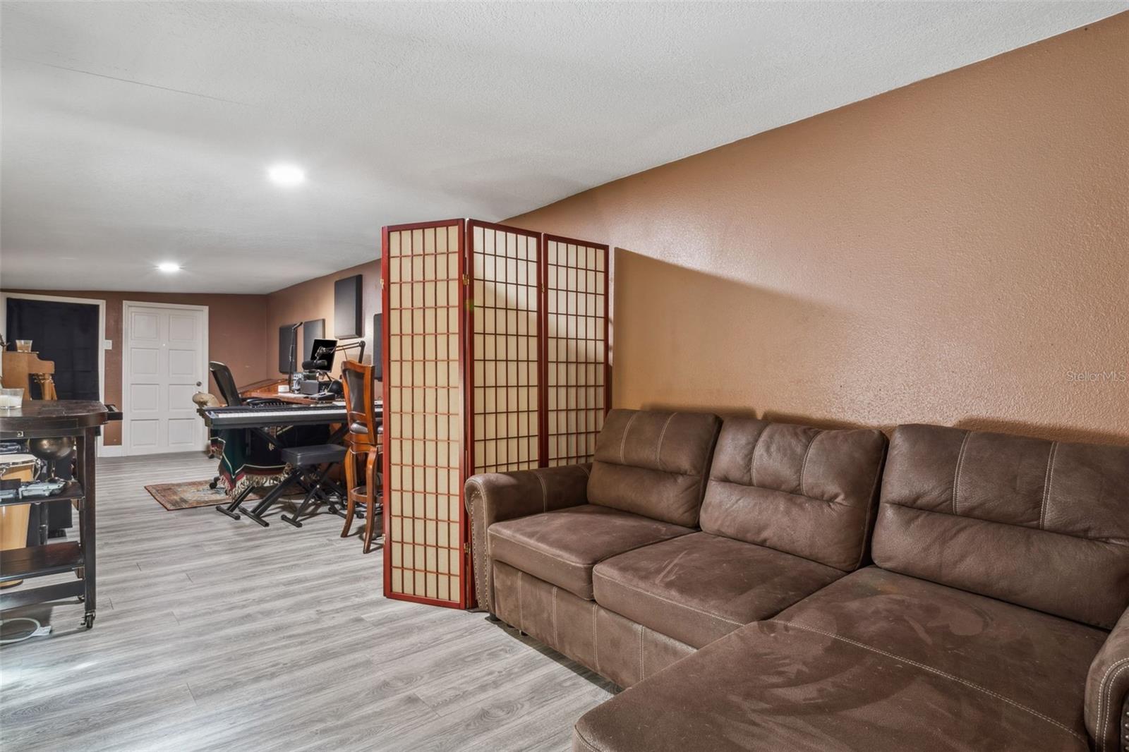 Image 11 of 35 For 3105 Gordon Court