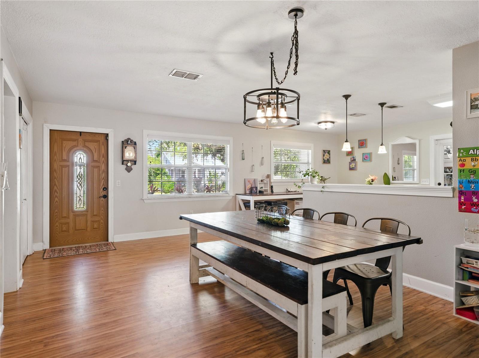 Image 15 of 47 For 14350 11th Street