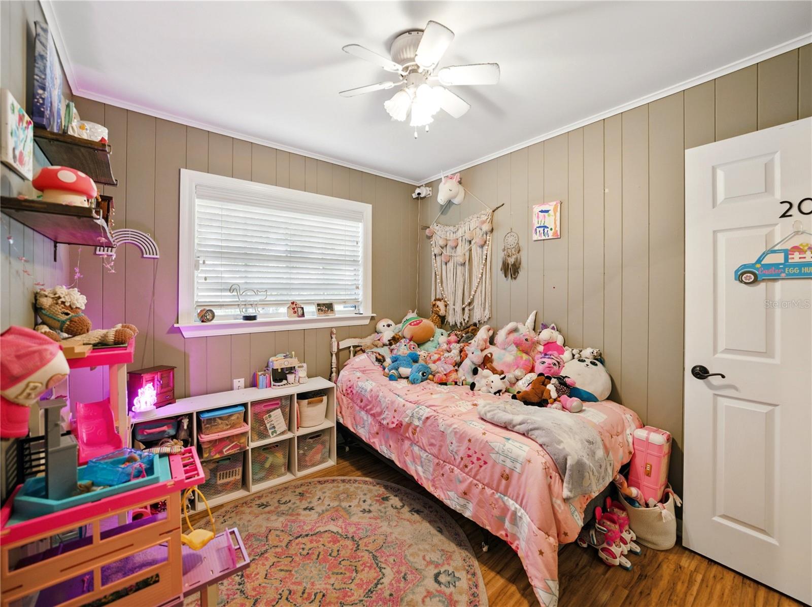 Image 32 of 47 For 14350 11th Street