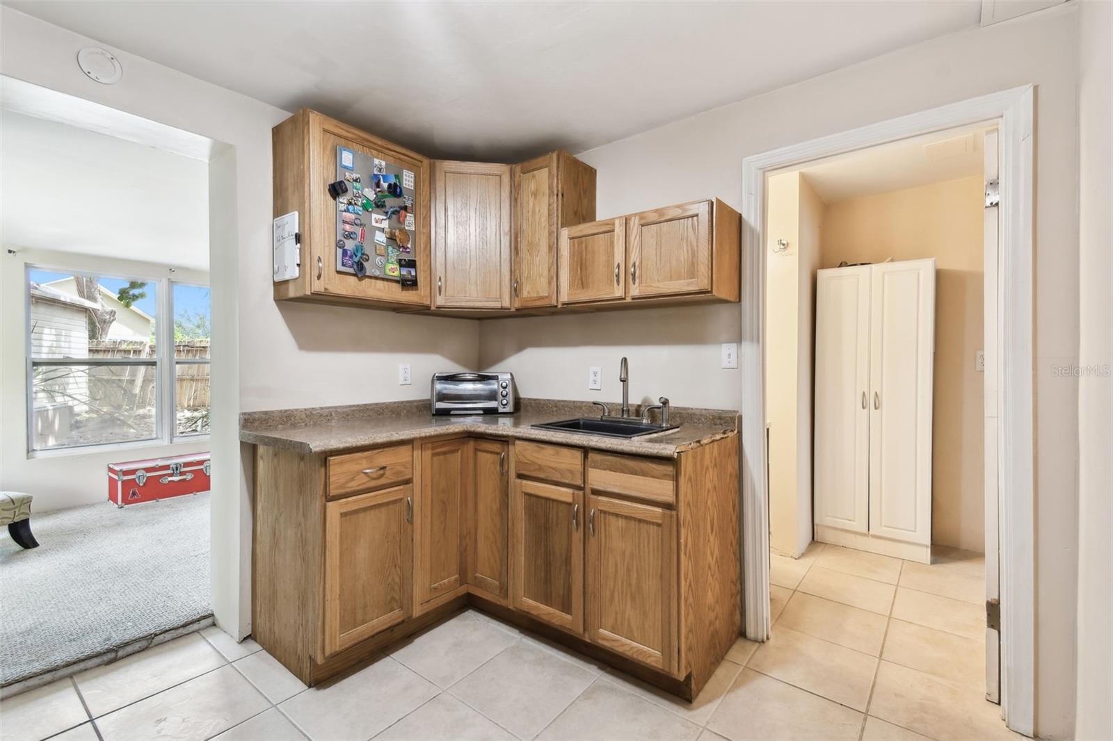 Image 31 of 43 For 422 Dunedin Circle