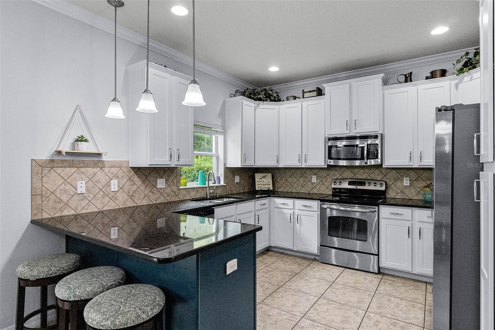 Image 11 of 65 For 27549 Stonecreek Way