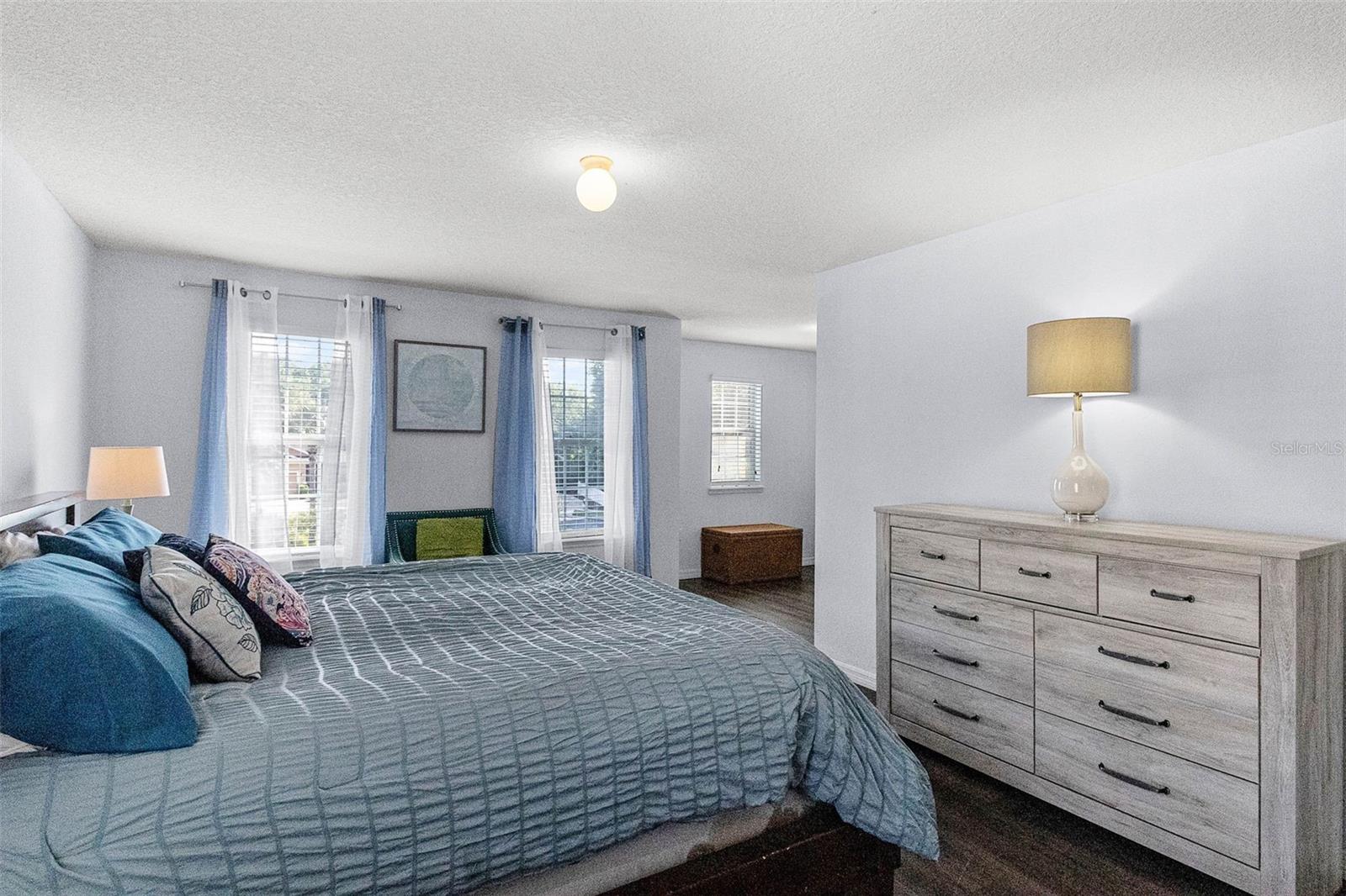 Image 26 of 65 For 27549 Stonecreek Way